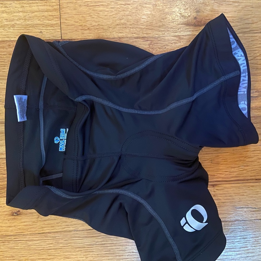 Pearl Izumi Chamois, Medium